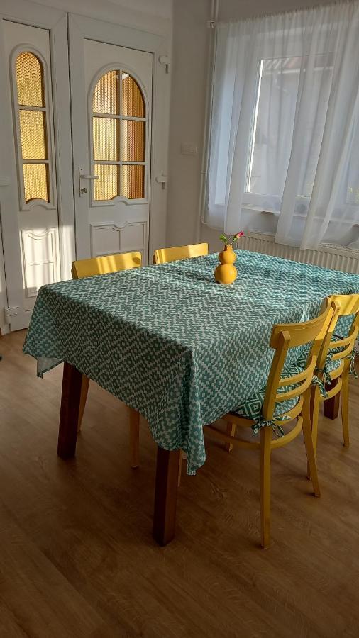Kucko Apartman Badacsonytördemic Екстериор снимка
